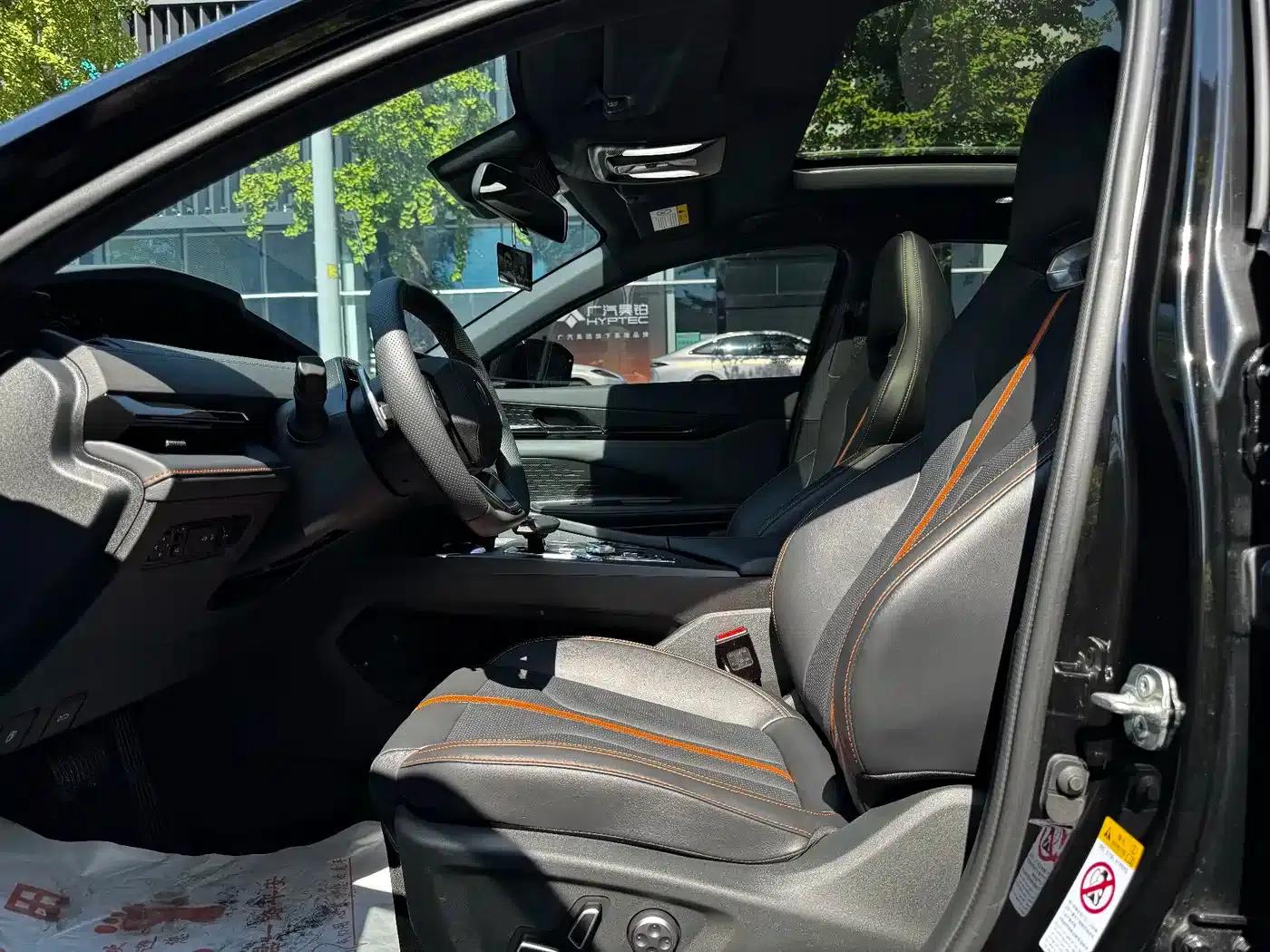 Changan UNI-V 2024 1.5T Premium Edition — миниатюра 5