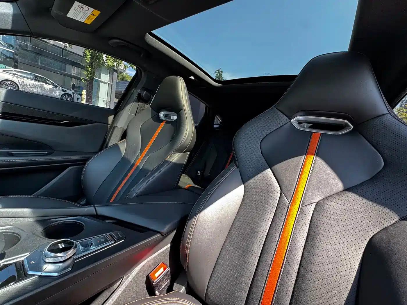 Changan UNI-V 2024 1.5T Premium Edition — миниатюра 9