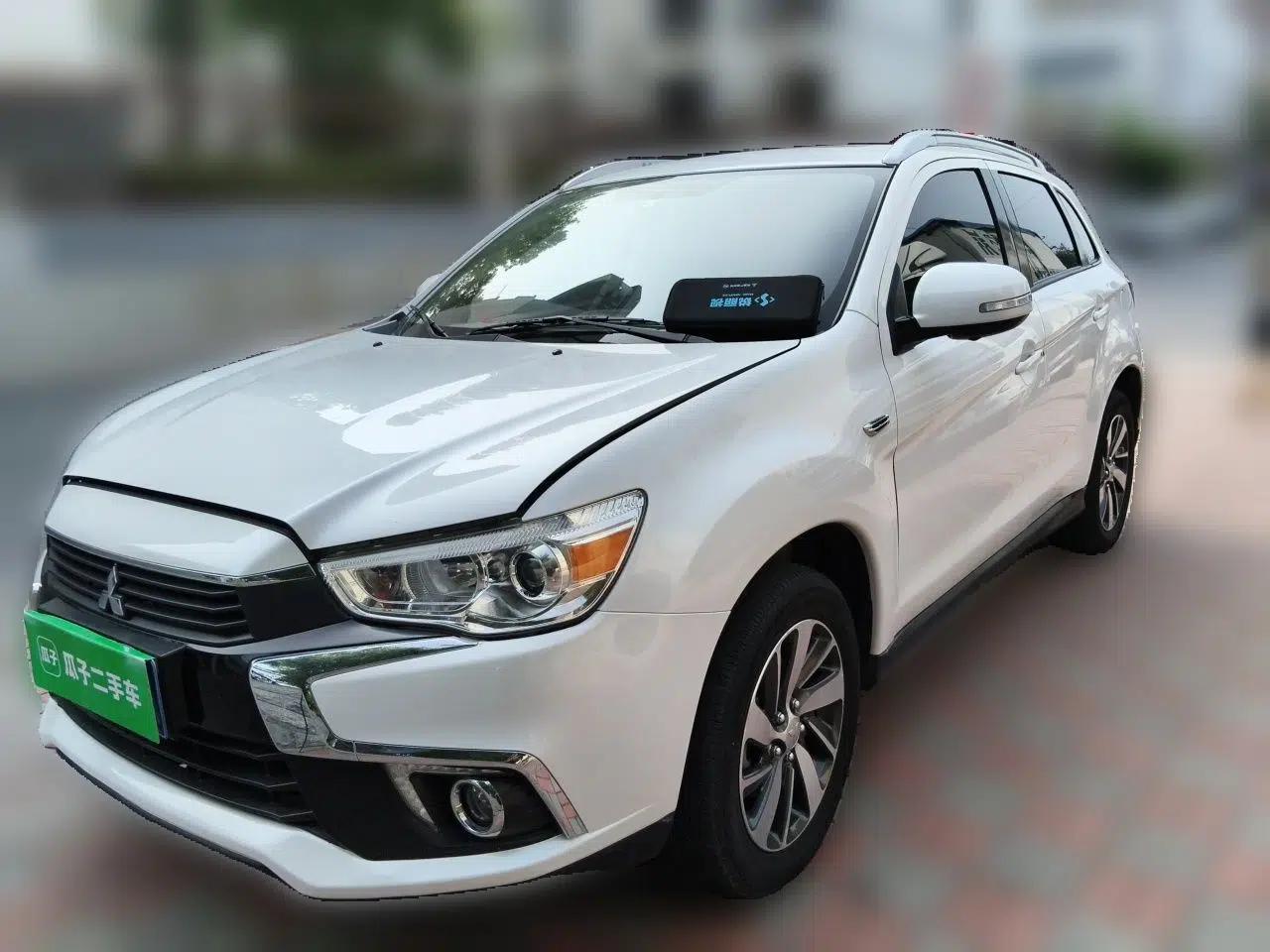 Mitsubishi ASX 2018 2.0L CVT Two-Wheel Drive Deluxe Edition — миниатюра 1