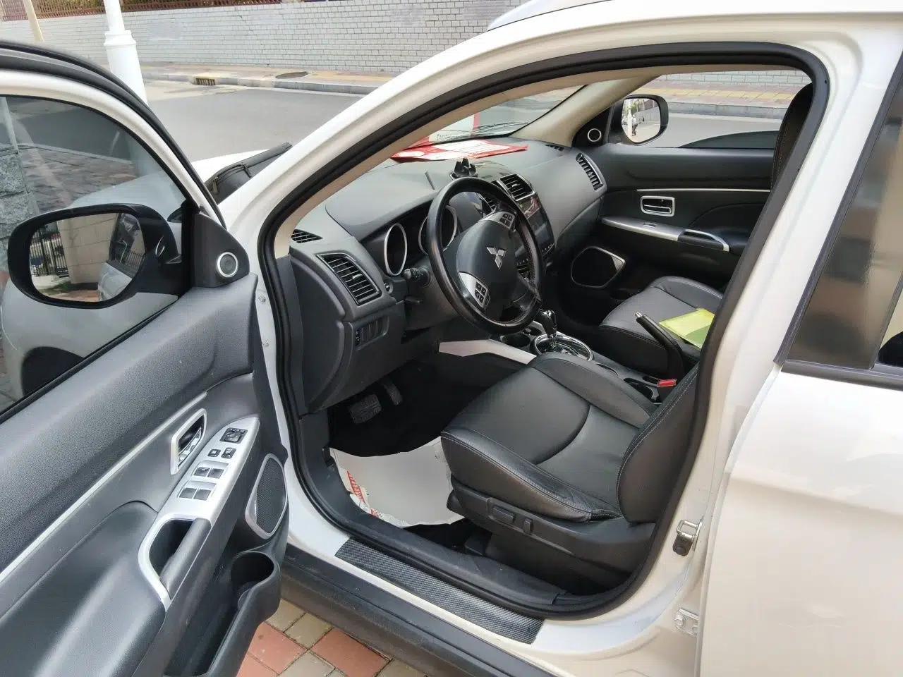 Mitsubishi ASX 2018 2.0L CVT Two-Wheel Drive Deluxe Edition — миниатюра 16