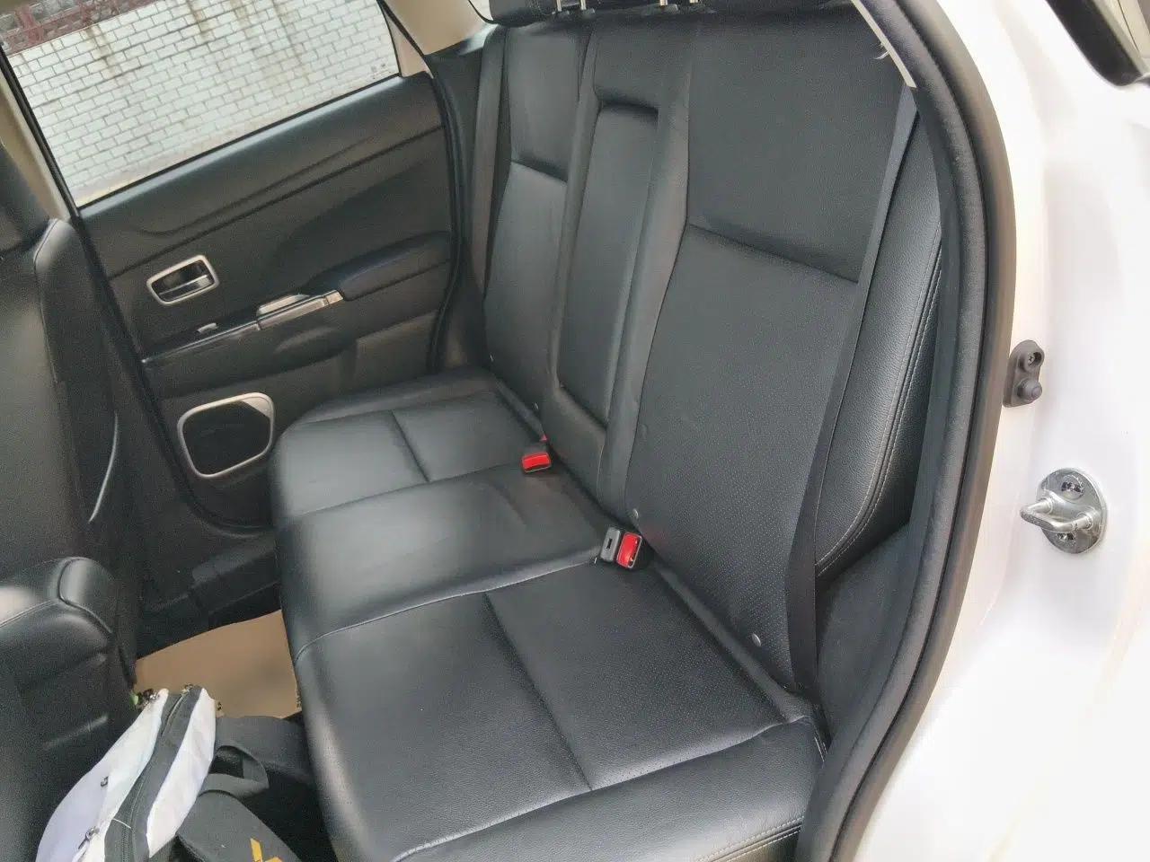 Mitsubishi ASX 2018 2.0L CVT Two-Wheel Drive Deluxe Edition — миниатюра 17