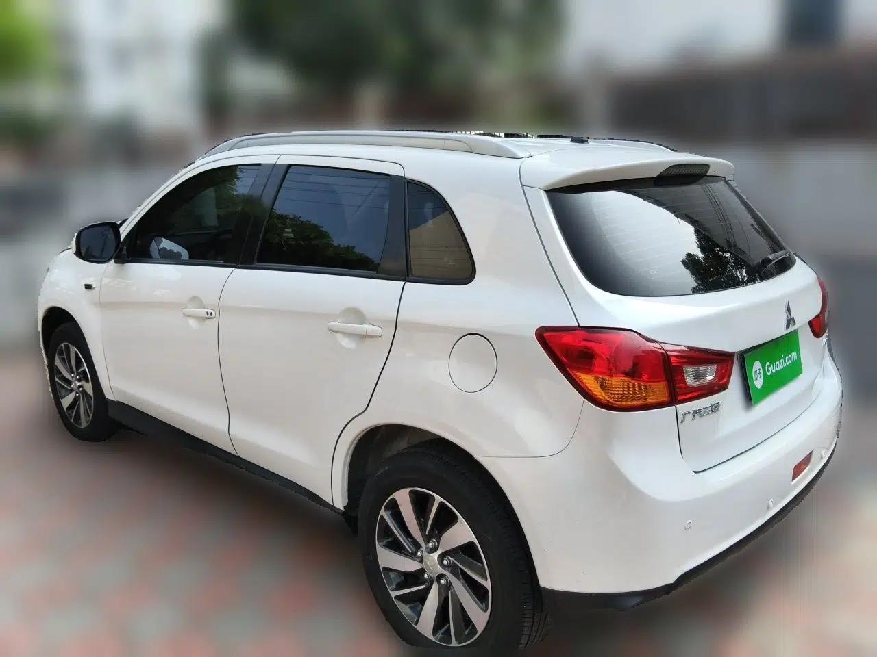 Mitsubishi ASX 2018 2.0L CVT Two-Wheel Drive Deluxe Edition — миниатюра 4