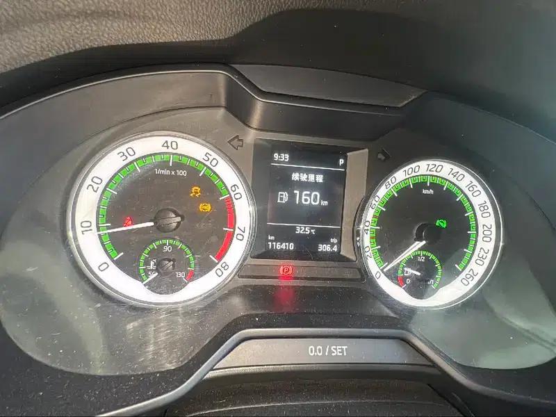 Octavia 2018 1.6L Automatic Luxury Edition — миниатюра 7