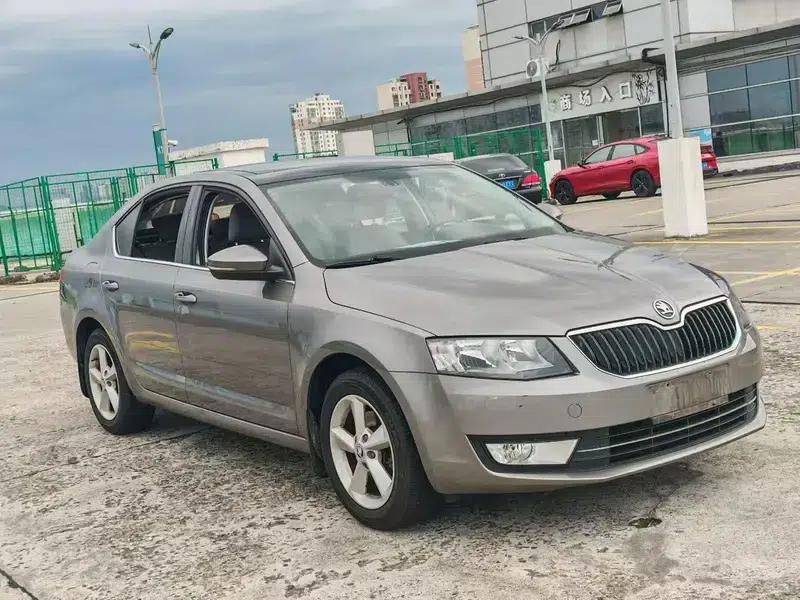 Octavia 2015 1.6L Automatic Elite Edition — миниатюра 3