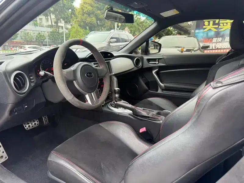 Subaru BRZ 2013 2.0i Automatic Luxury — миниатюра 9