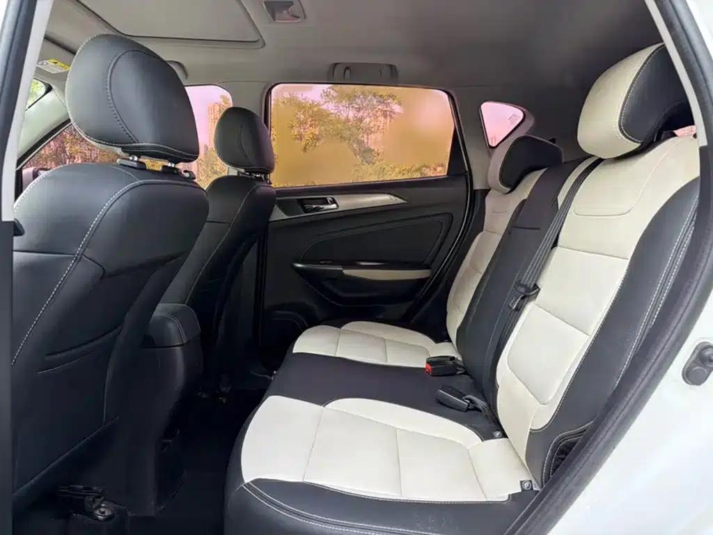 Changan CS35 2017 1.6L Manual Deluxe Edition — миниатюра 11