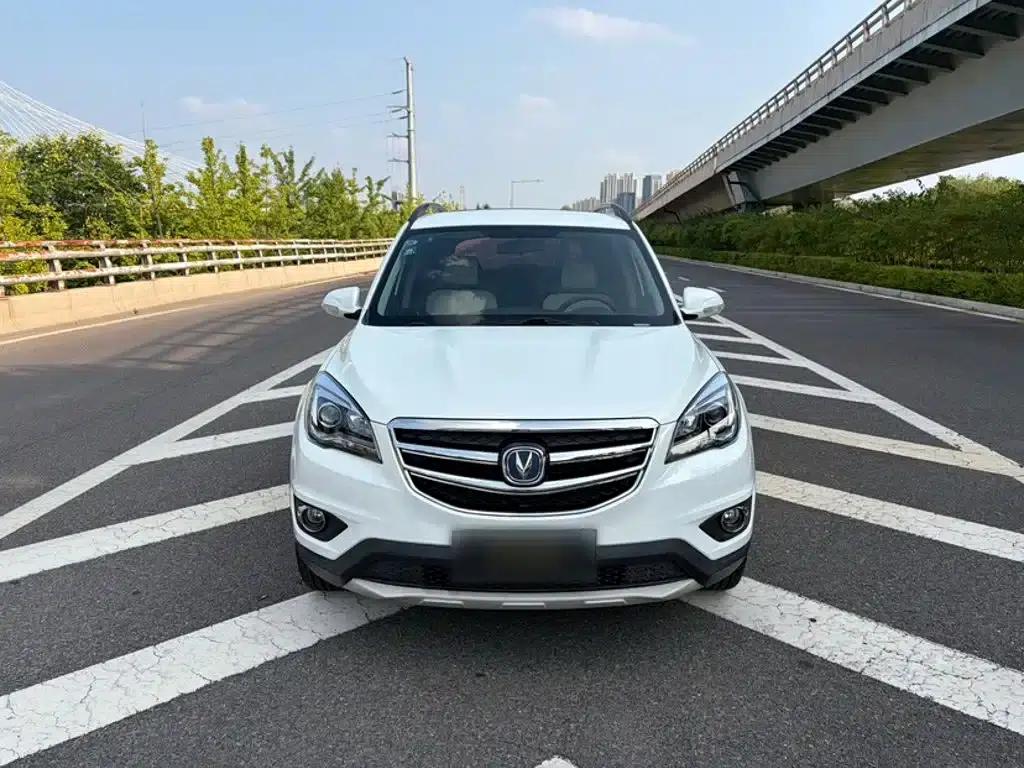 Changan CS35 2017 1.6L Manual Deluxe Edition — миниатюра 3