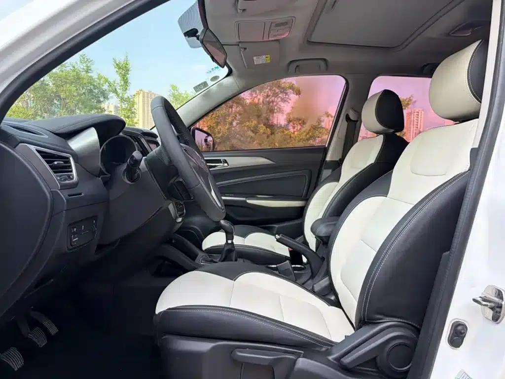 Changan CS35 2017 1.6L Manual Deluxe Edition — миниатюра 10