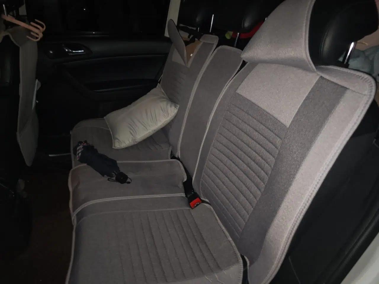 Skoda Yeti 2014 1.8TSI DSG Polar Edition — миниатюра 17