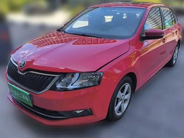 Skoda Rapid Spaceback 2018 1.6L Automatic Comfort Edition