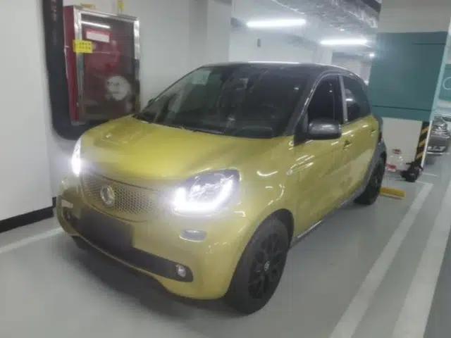 smart forfour 2016 0.9T 66 kW Special Edition
