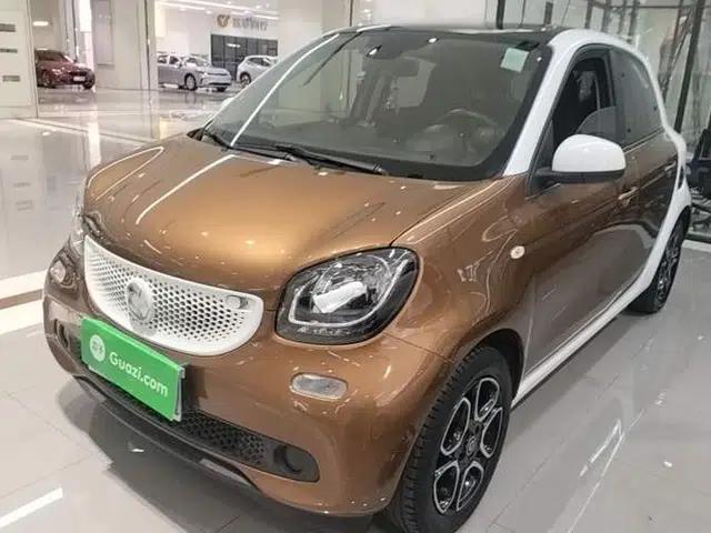 smart forfour 2016 0.9T 66 kW Pioneer Edition