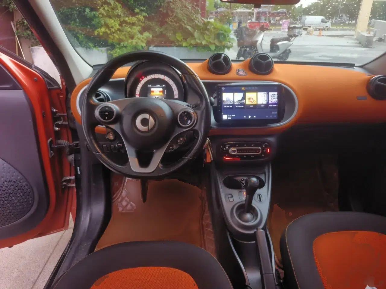 smart forfour 2016 1.0L 52 kW Passion Edition — миниатюра 9