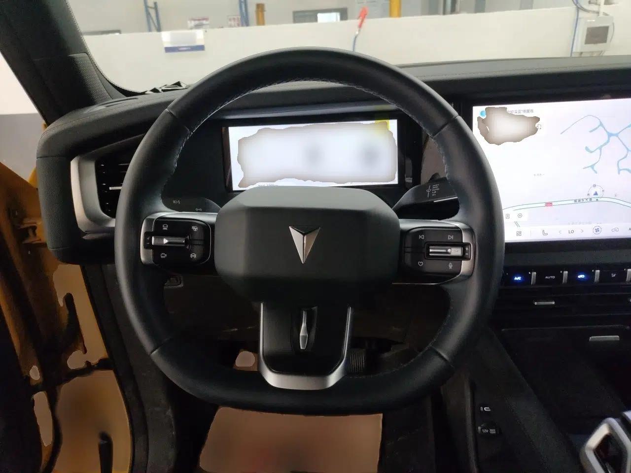 Deepal G318 2025 Worry-Free Adventure Edition Four-Wheel Drive Secret Realm Version — миниатюра 9