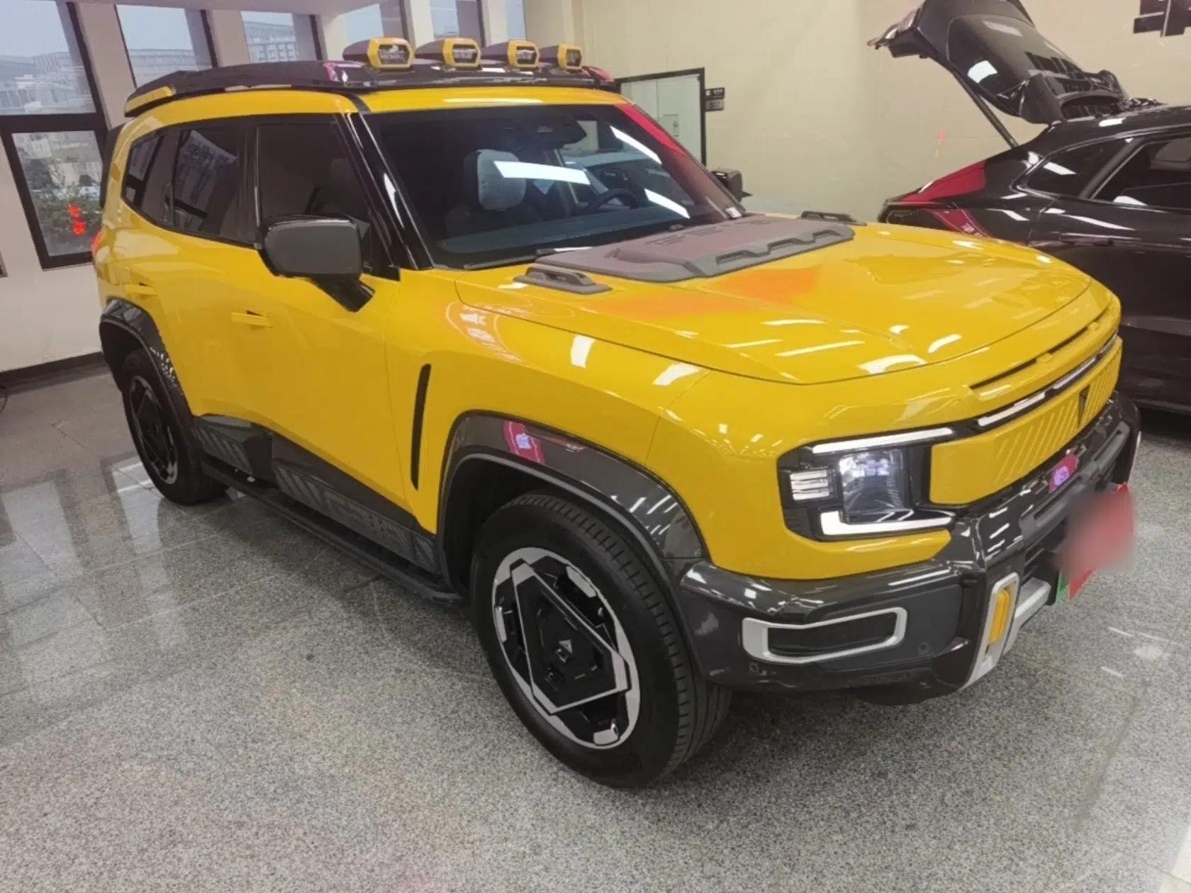 Deepal G318 2025 Worry-Free Adventure Edition Four-Wheel Drive Secret Realm Version — миниатюра 3
