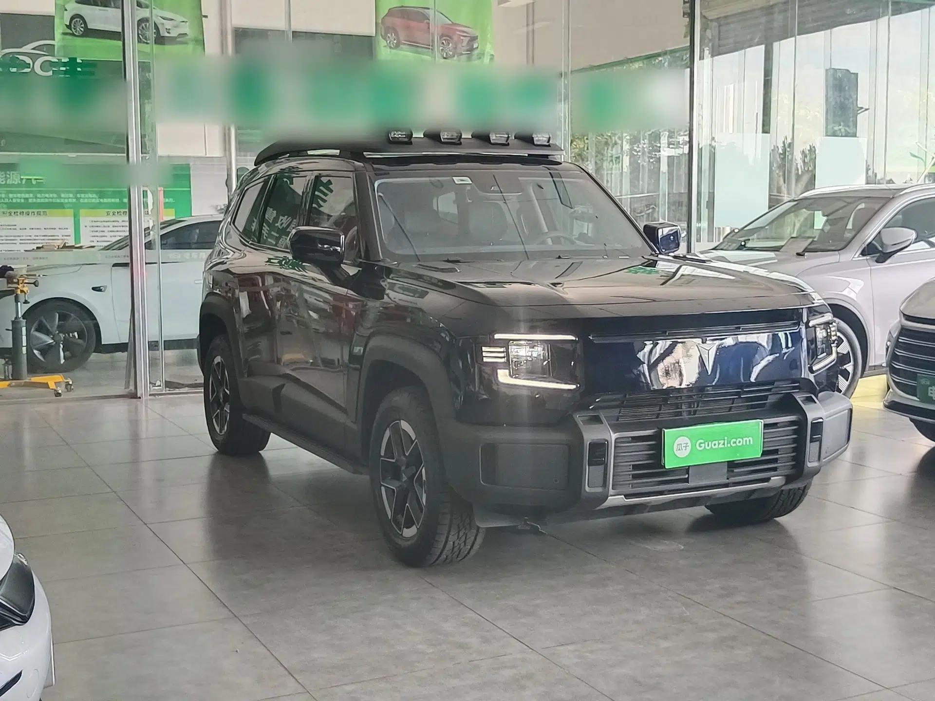 Deepal G318 2024 Four-Wheel-Drive Air Suspension Model — миниатюра 3