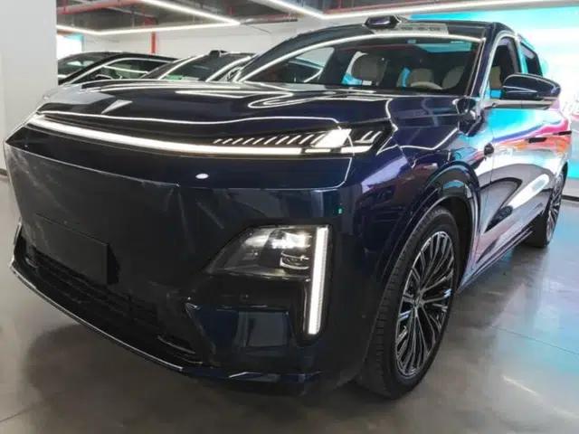 Deepal S09 2025 Four-Wheel Drive Ultra+ Custom Edition