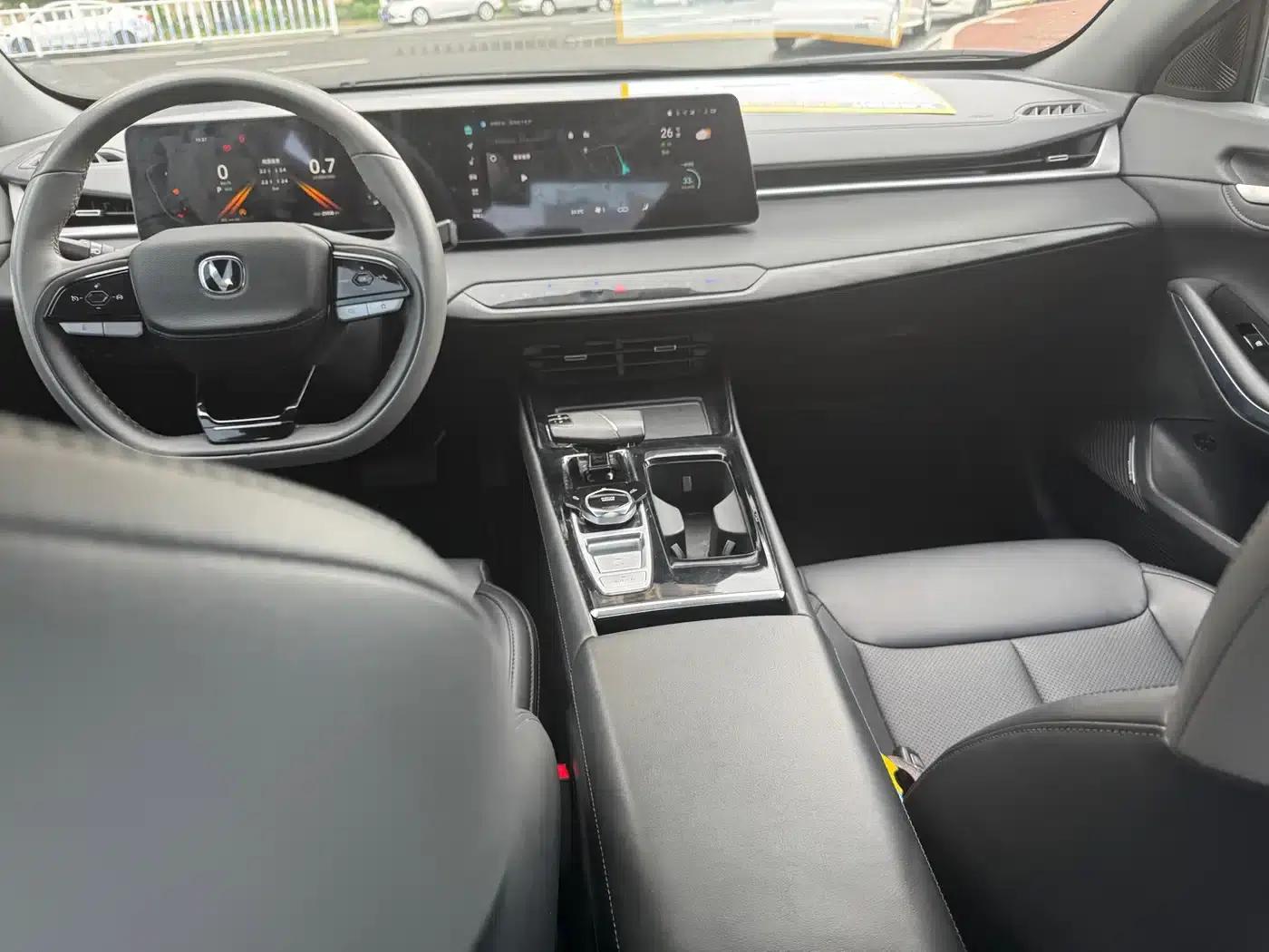 Ruicheng PLUS 2023 1.5T DCT Luxury Edition — миниатюра 13