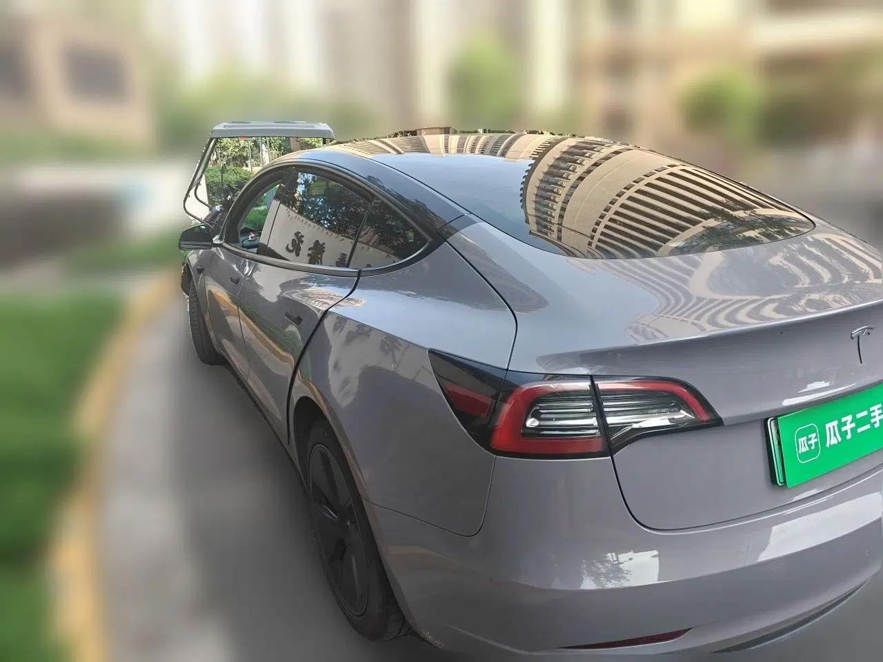 Tesla Model 3 2022 Rear-Wheel-Drive Version — миниатюра 4