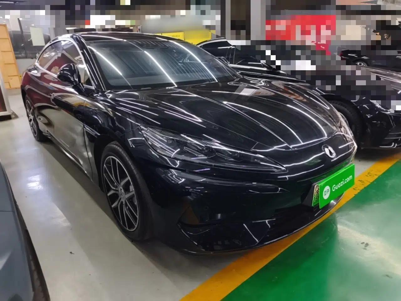 Denza Z9 2024 1100 km Four-Wheel Drive Max Version — миниатюра 3