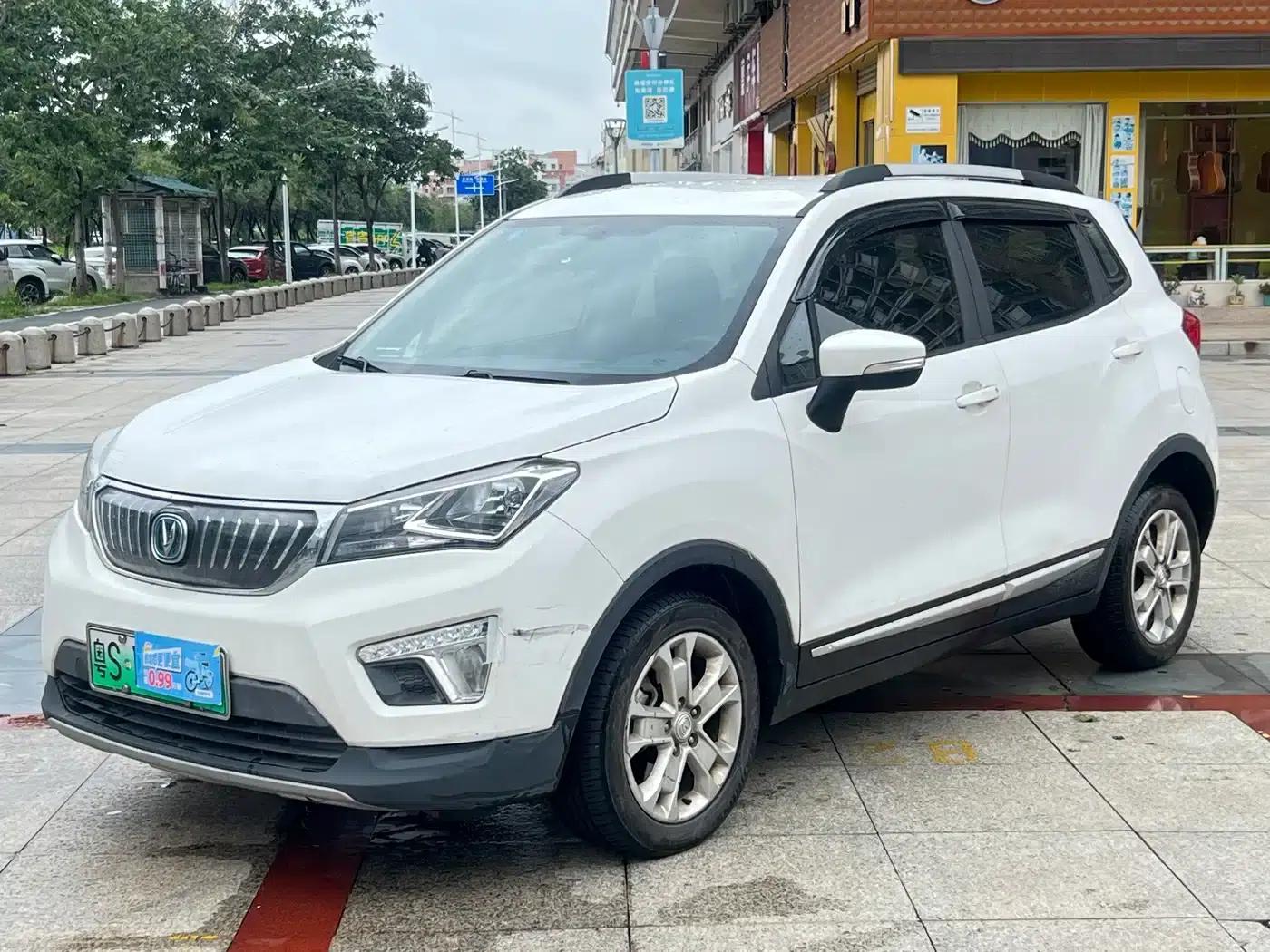 Changan CS15EV 2018 350e — миниатюра 1