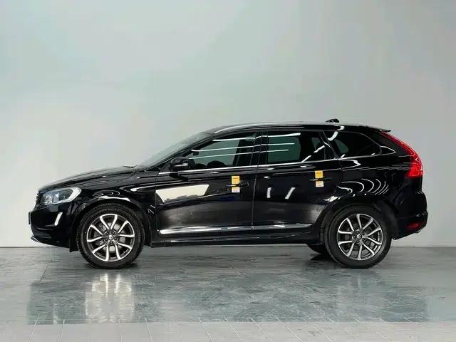 2015 Volvo XC60 T5 AWD Smart Edition — миниатюра 4