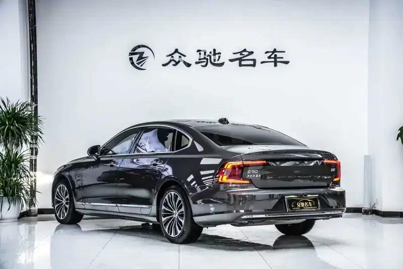 2024 Volvo S90 B5 Smart Luxury Edition — миниатюра 4