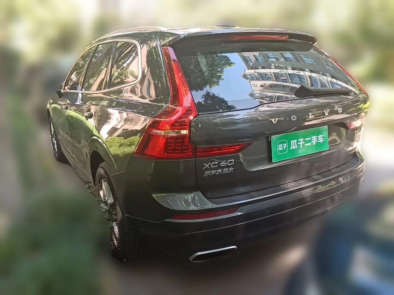 Volvo XC60 2018 T5 4x4 Zhiyi Edition — миниатюра 4