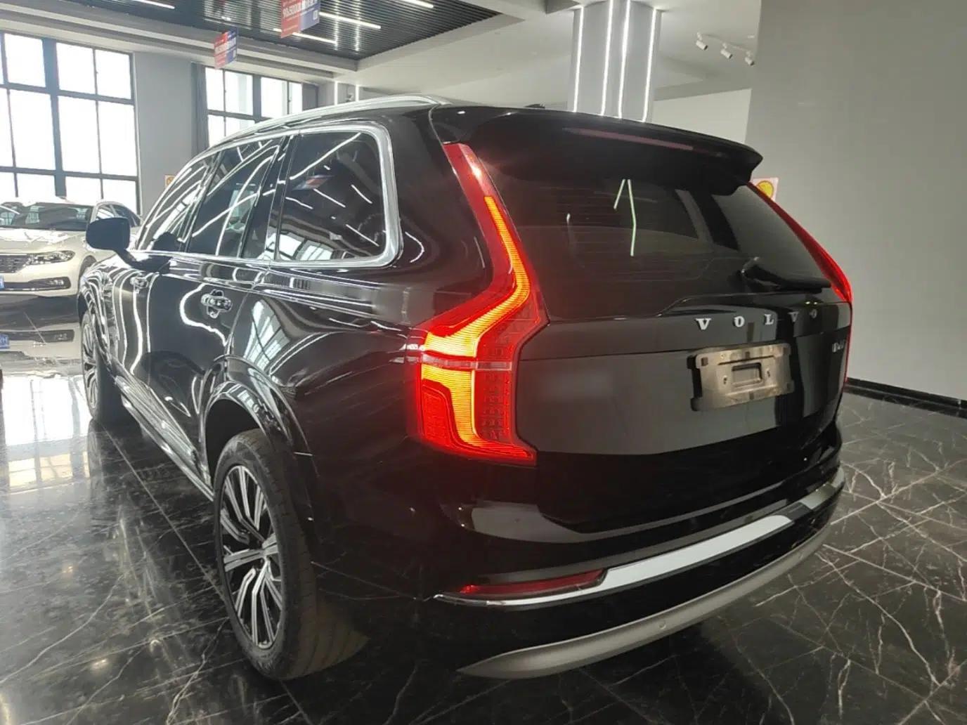 Volvo XC90 2022 B6 Zhiyi Luxury Edition 7-Seater — миниатюра 4