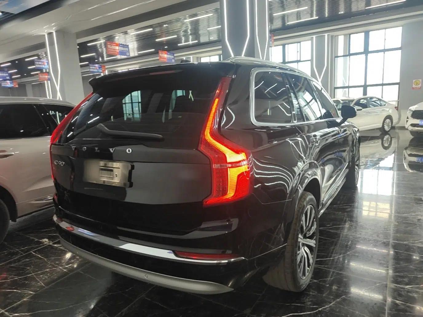 Volvo XC90 2022 B6 Zhiyi Luxury Edition 7-Seater — миниатюра 6