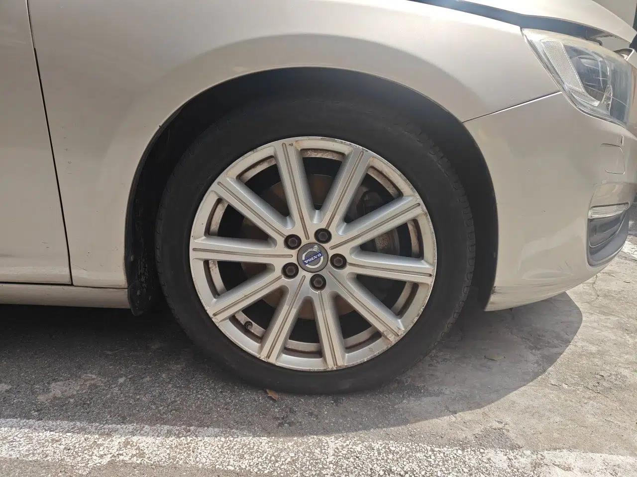 Volvo S60 2015 S60L T5 Zhiyue Edition — миниатюра 8