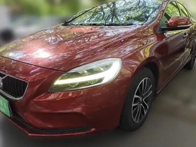 Volvo V40 2017 T3 Zhiyi Edition