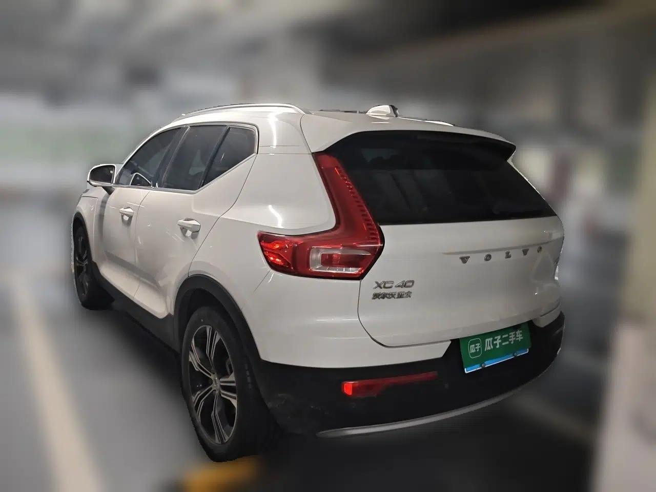 Volvo XC40 2021 T4 4x4 Smart Luxury Edition — миниатюра 4