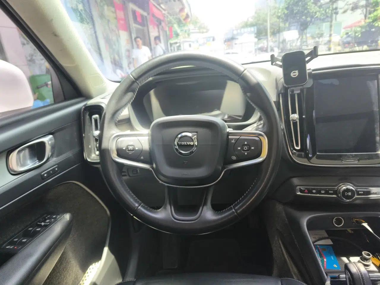 Volvo XC40 2020 T3 Zhiyuan Luxury Edition — миниатюра 10