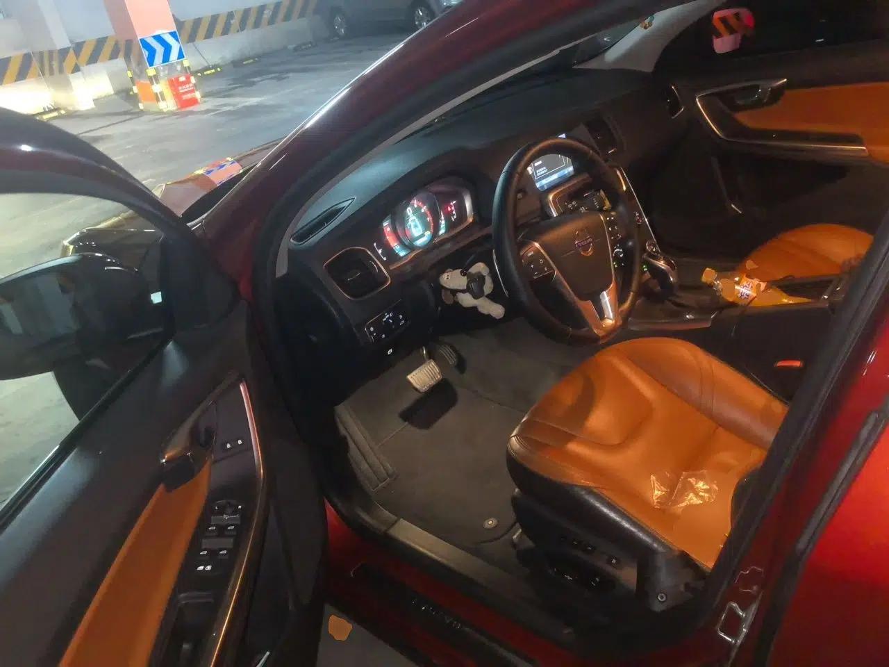 Volvo V60 2014 T5 Zhiya Edition — миниатюра 16