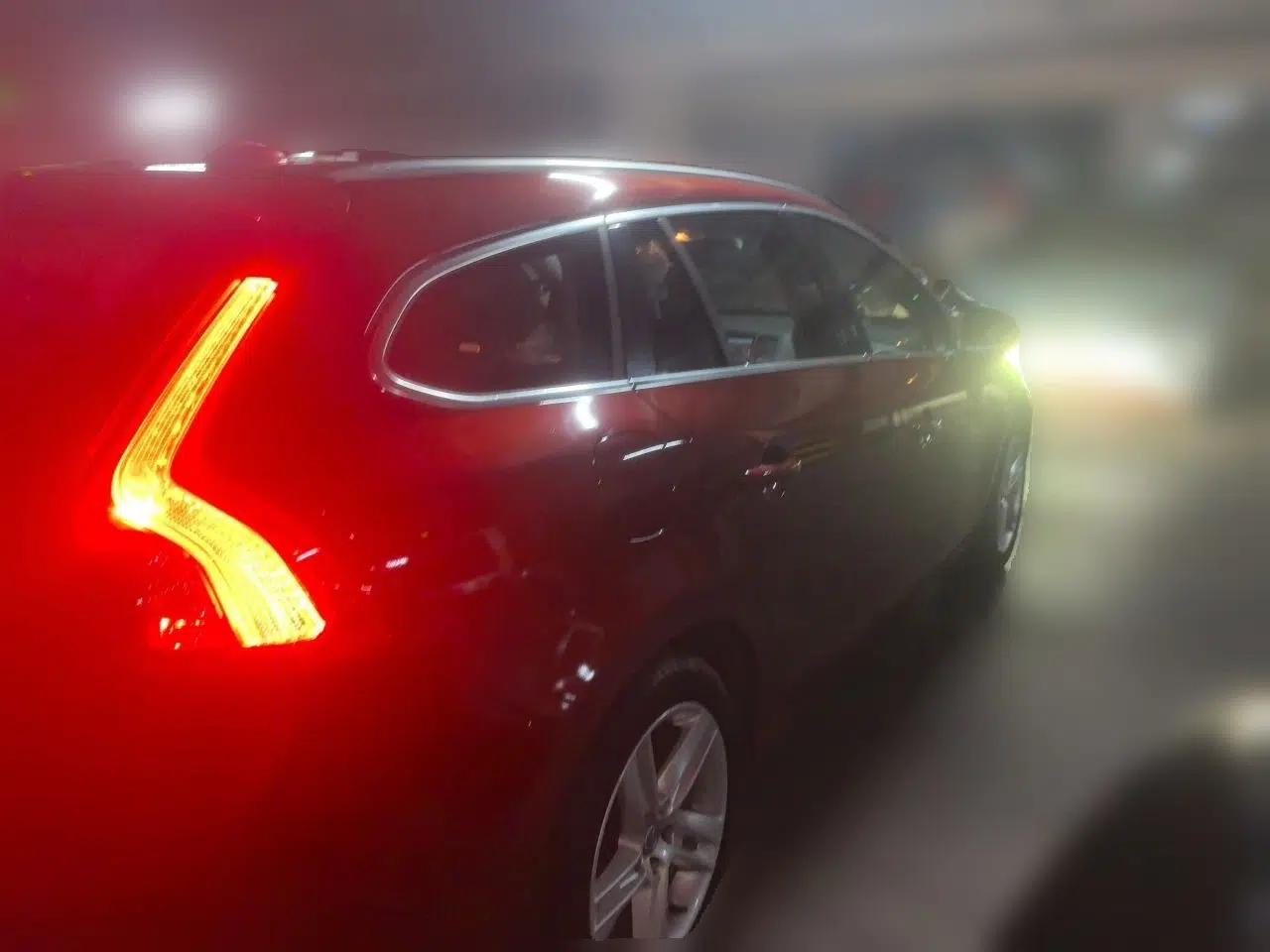 Volvo V60 2014 T5 Zhiya Edition — миниатюра 6