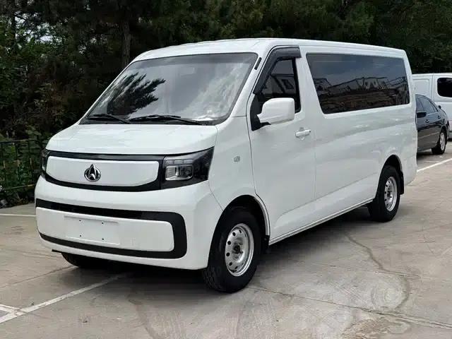Changan Ruixing EM80 2025 Passenger Edition Comfort Model 6 Seats 300km Range Double Door