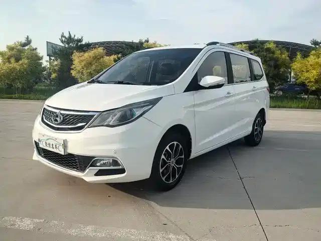Changan Oushang A600 2017 1.5L Manual Deluxe Edition