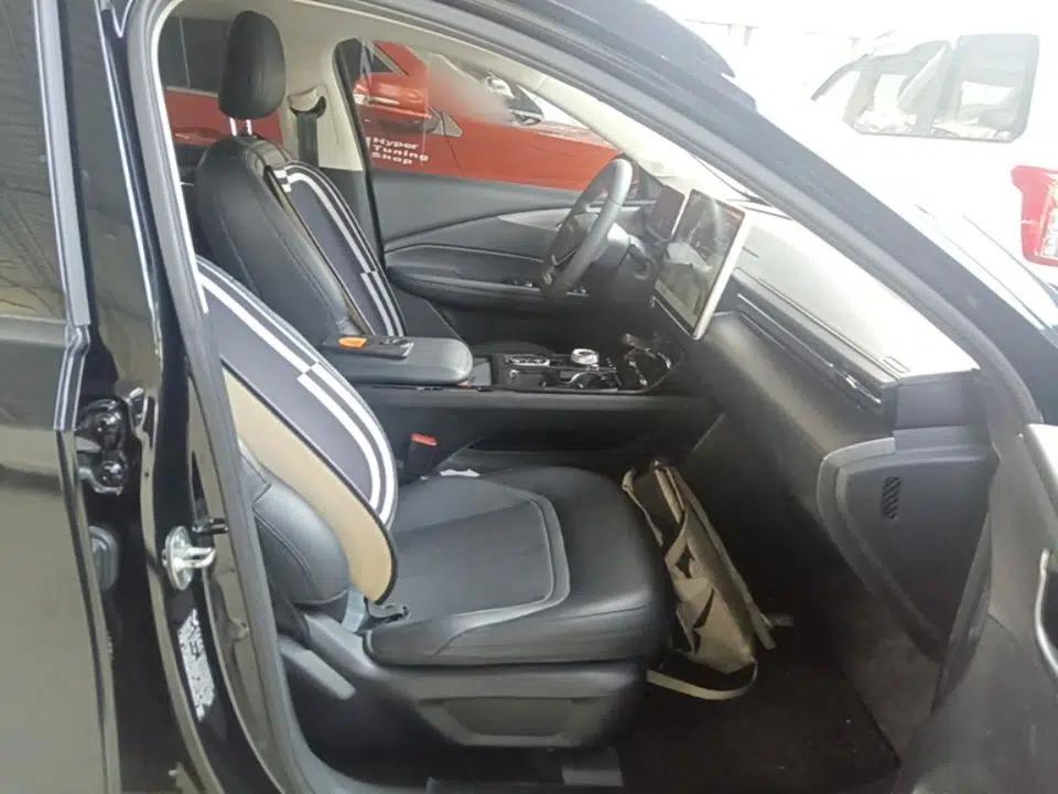 Wuling Xingguang 2023 70 Standard Edition — миниатюра 19