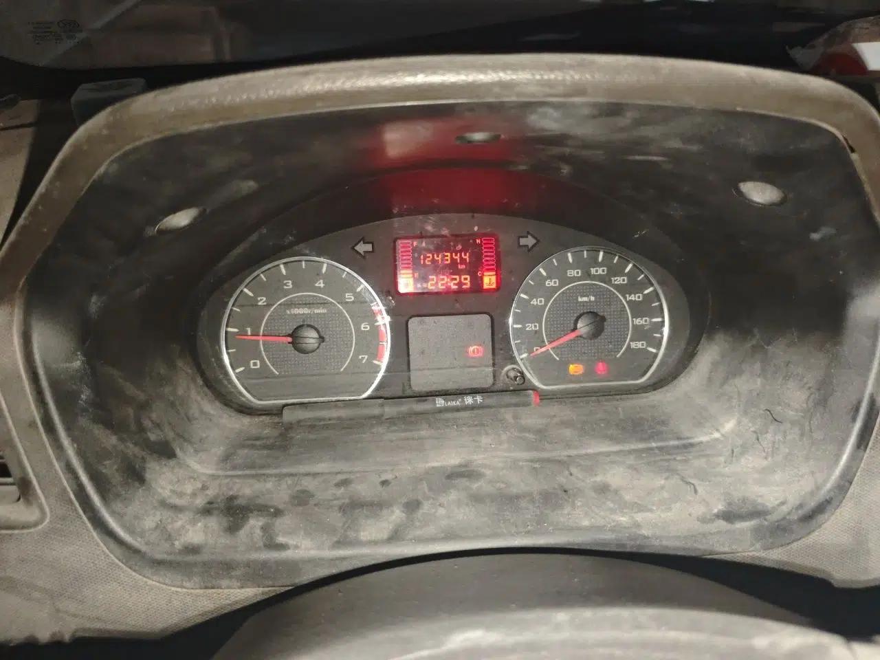 Wuling Rongguang 2014 1.5L S Base Version — миниатюра 11