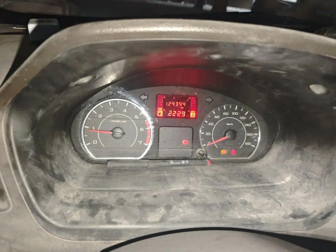 Wuling Rongguang 2014 1.5L S Base Version — миниатюра 12
