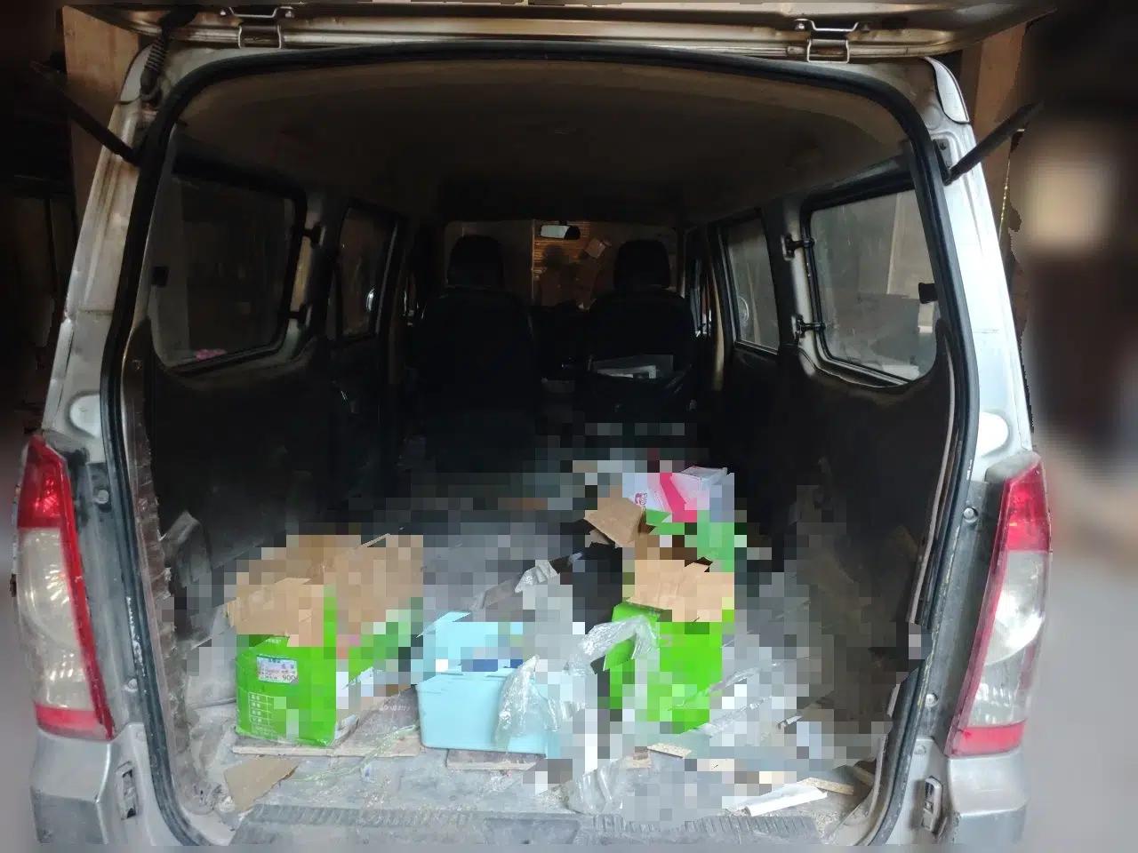 Wuling Rongguang 2014 1.5L S Base Version — миниатюра 19
