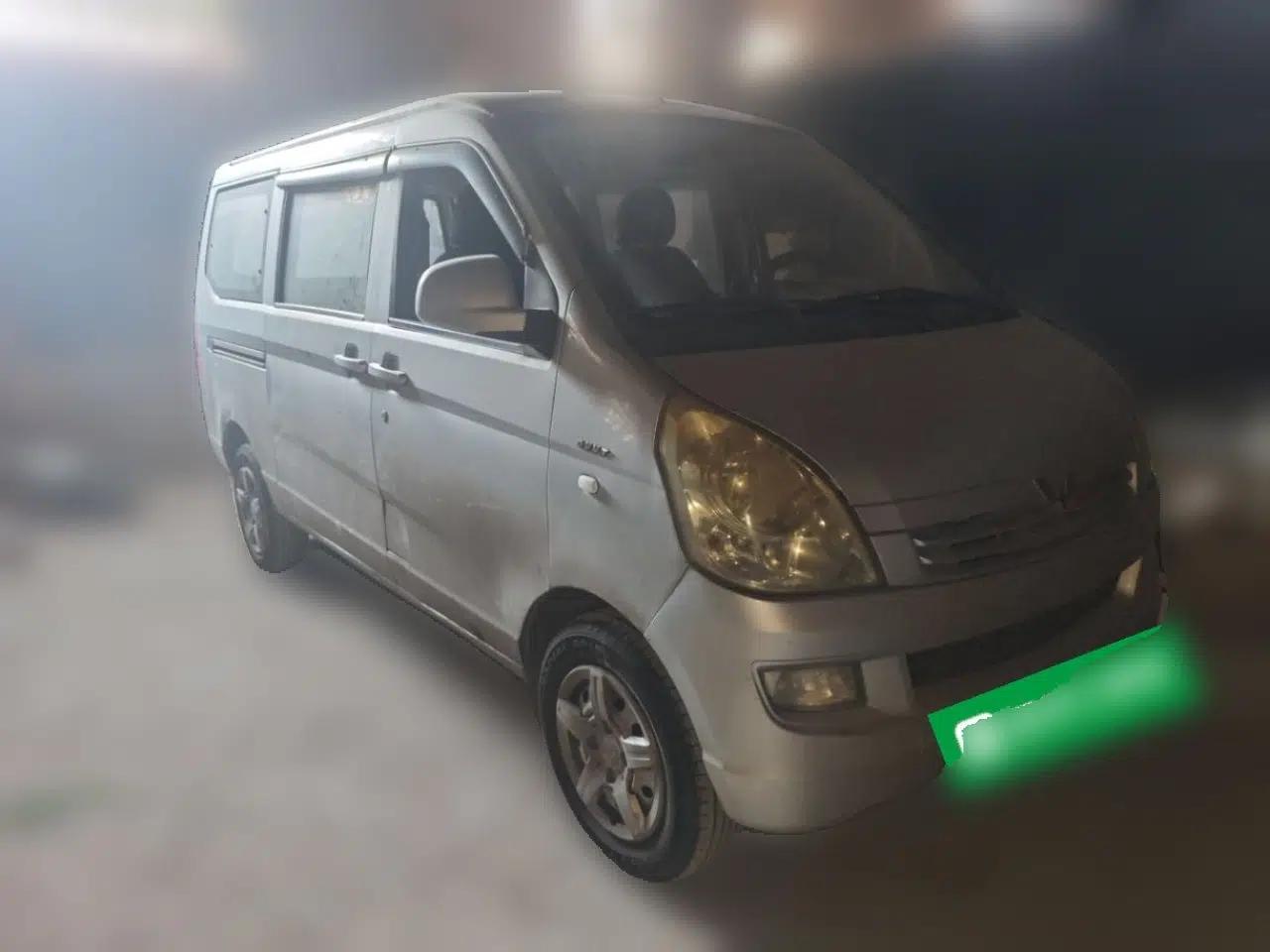 Wuling Rongguang 2014 1.5L S Base Version — миниатюра 3