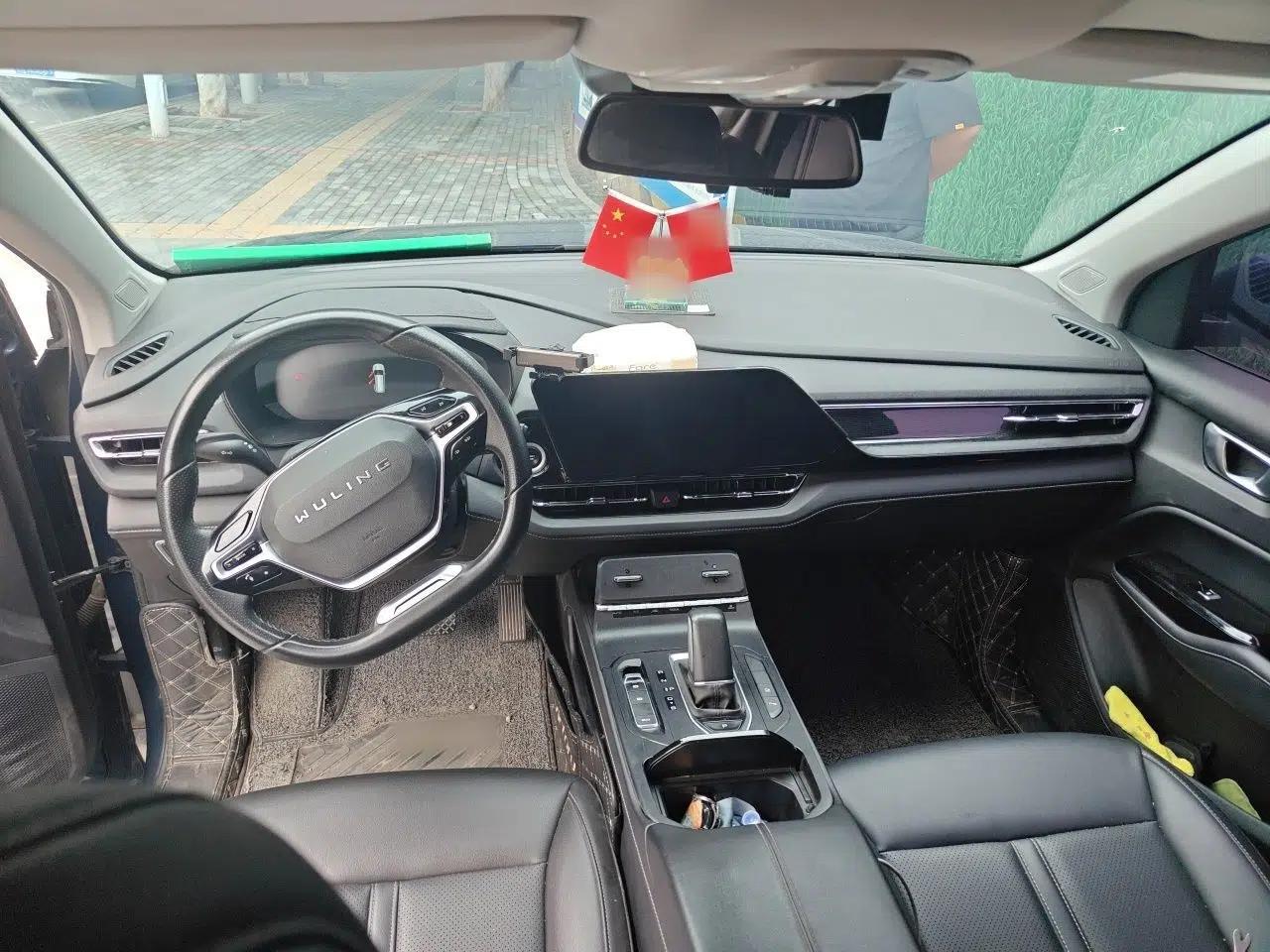 Wuling Victory 2022 280T 1.5T CVT Flagship Edition — миниатюра 9