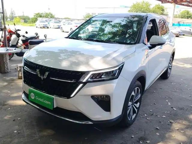 Wuling Asta 2021 1.5T CVT Starlight Edition