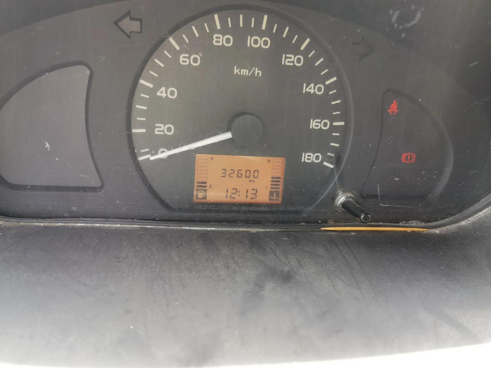 Wuling Rongguang V 2015 1.2L Base Version — миниатюра 12