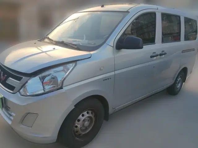 Wuling Rongguang V 2018 1.5L Practical Version