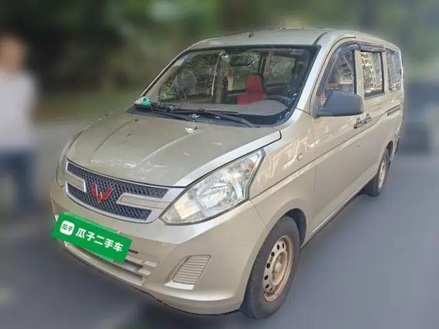 Wuling Rongguang V 2016 1.5L Practical Version
