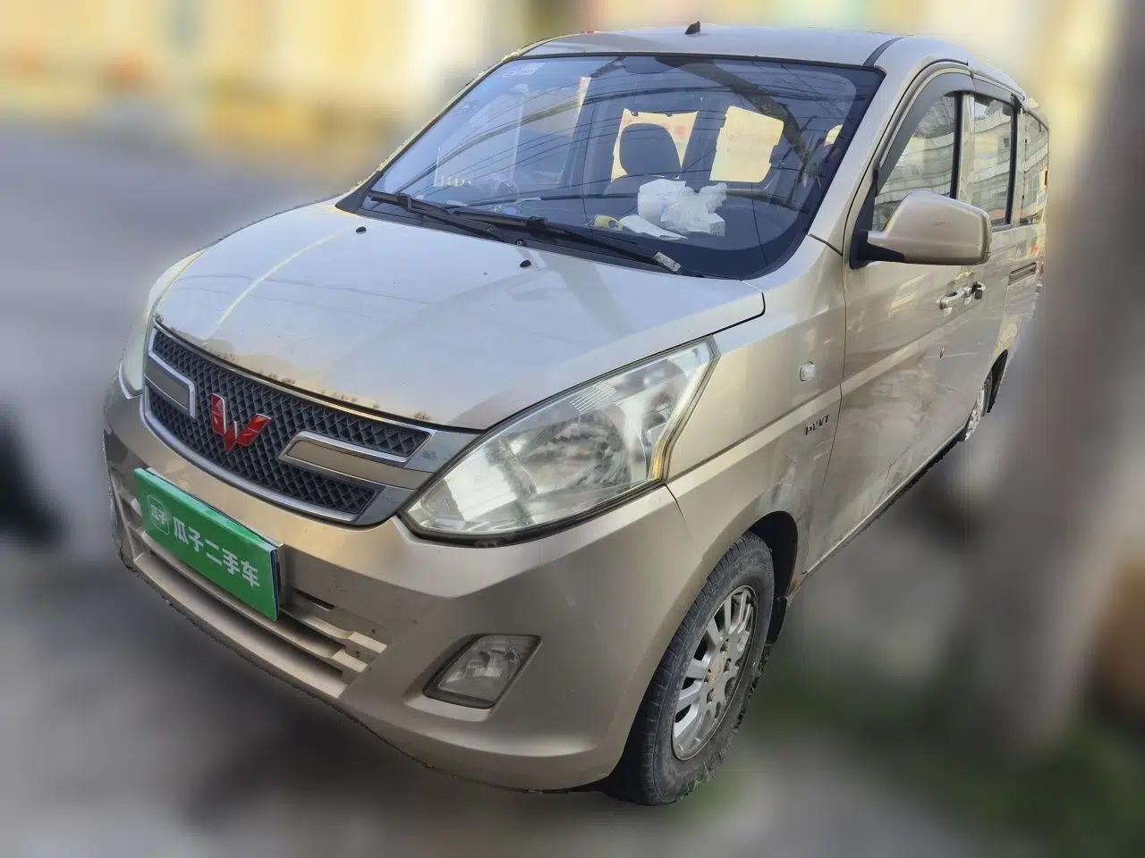 Wuling Rongguang V 2016 1.5L Standard Version — миниатюра 1