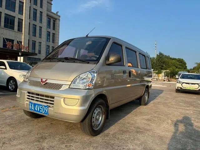 Wuling Rongguang 2021 1.5L Extended Basic Model